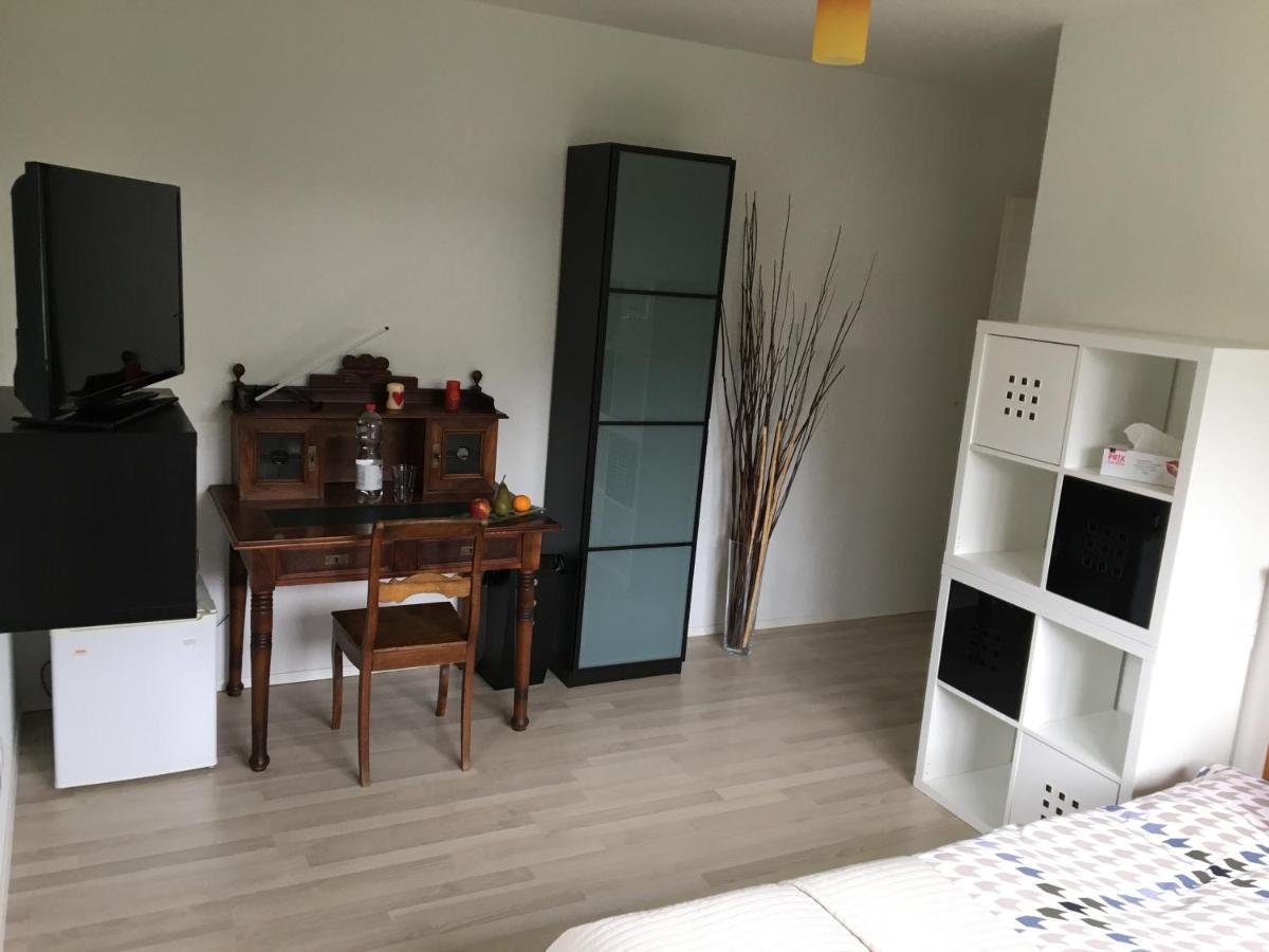 Montaney Guests House - Epfl Bed & Breakfast Ecublens  Екстериор снимка